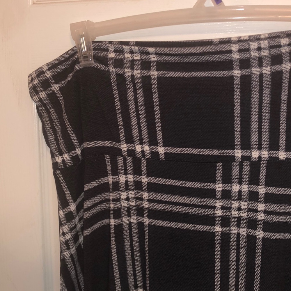NWOT - LuLaRoe 3XL Black/White Plaid Maxi Skirt